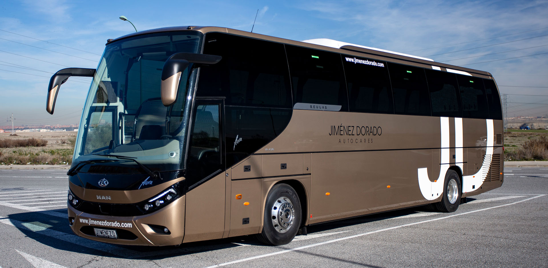Autobús Premium de Jimenez Dorado